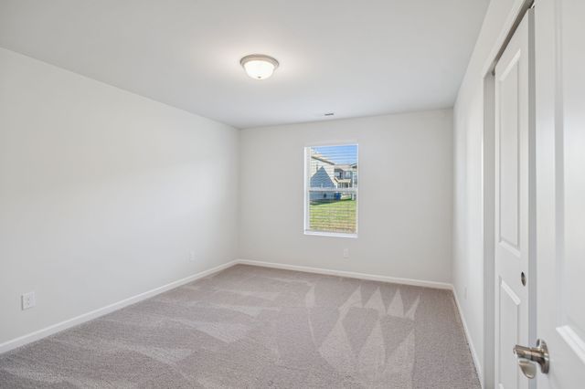 3280 Holiday Ln, Columbia, TN 38401