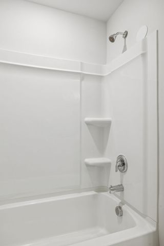 3280 Holiday Ln, Columbia, TN 38401