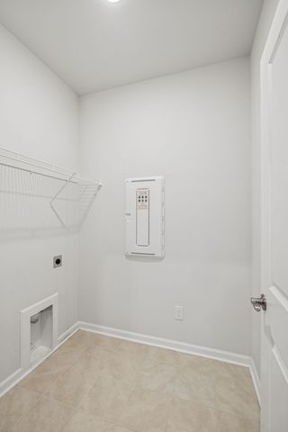 3280 Holiday Ln, Columbia, TN 38401