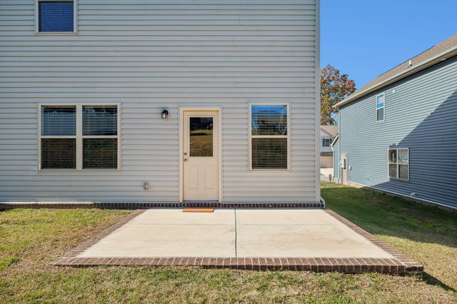 3280 Holiday Ln, Columbia, TN 38401