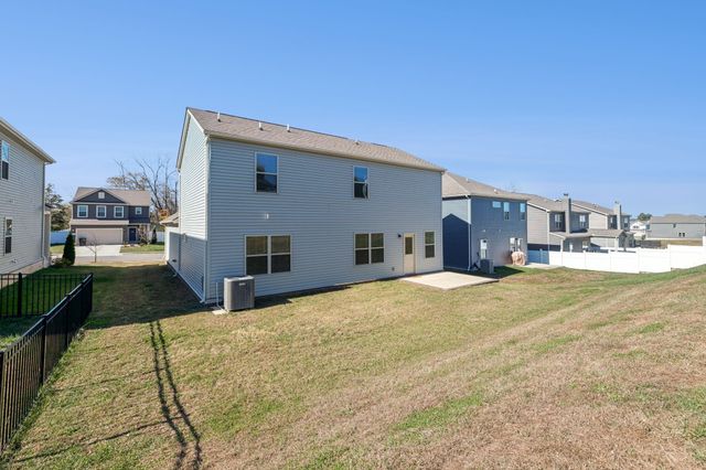 3280 Holiday Ln, Columbia, TN 38401