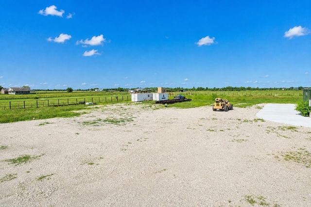 1851 County Road 610, Dayton, TX 77535