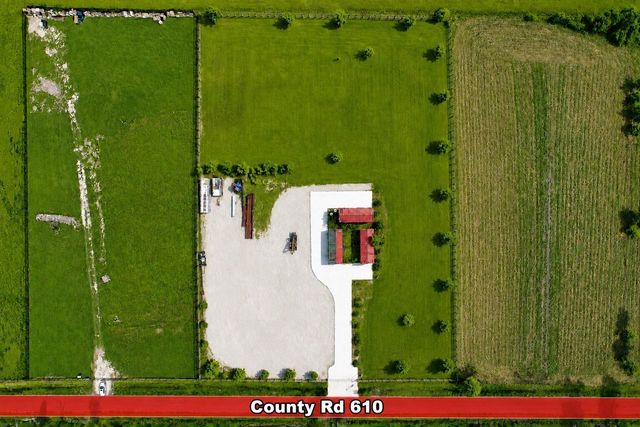 1851 County Road 610, Dayton, TX 77535