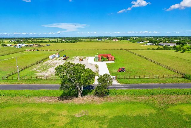 1851 County Road 610, Dayton, TX 77535