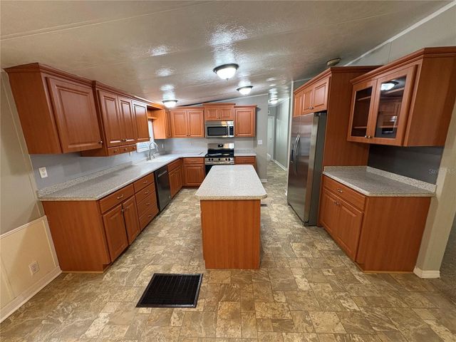 4831 ROLLINGLEN LOOP W, Lakeland, FL 33810