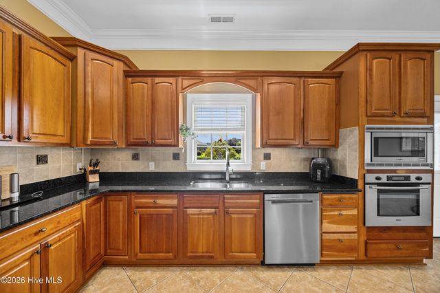1001 Lismore Way, Leland, NC 28451
