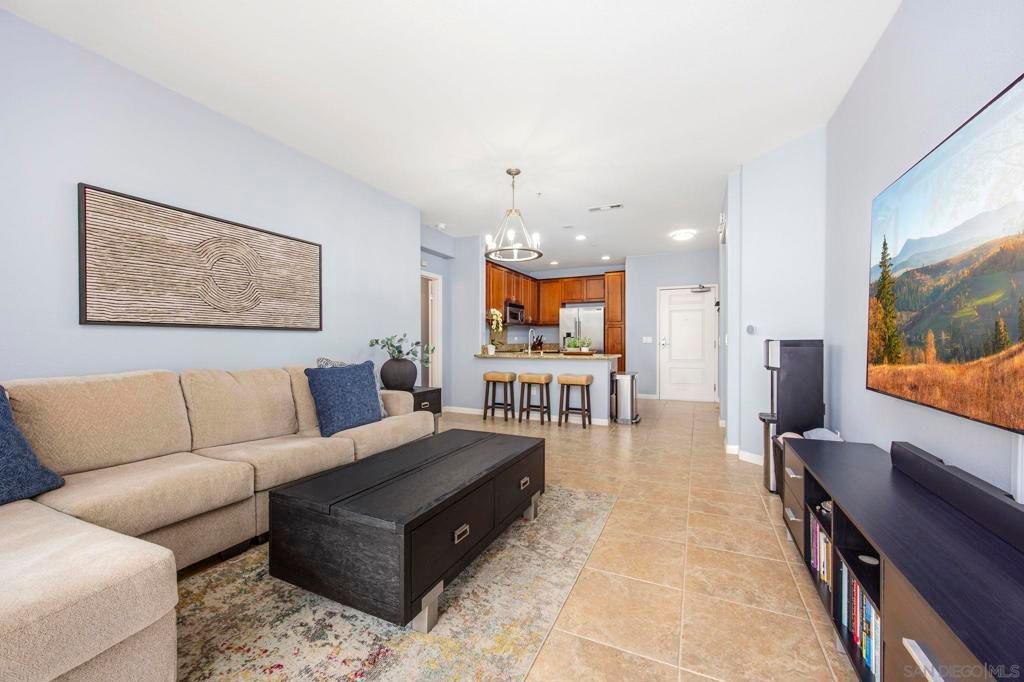 Image 12 of property listing at 3877 Pell Pl 312 312, San Diego, CA 92130