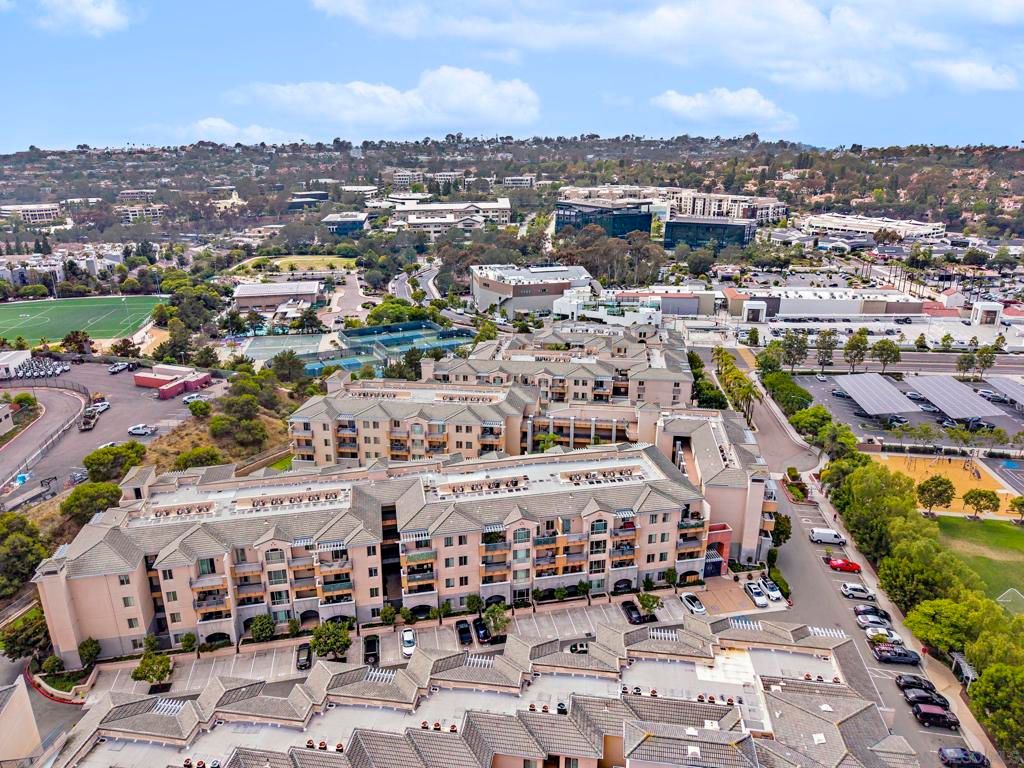 Image 21 of property listing at 3877 Pell Pl 312 312, San Diego, CA 92130