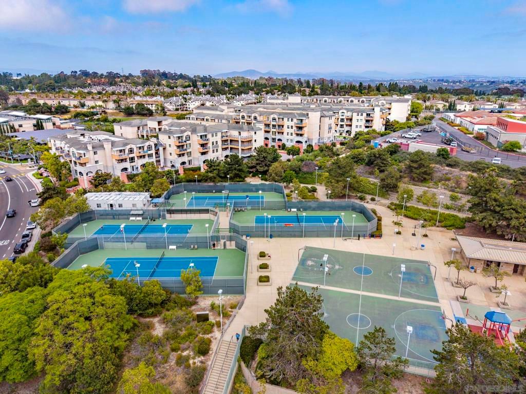 Image 23 of property listing at 3877 Pell Pl 312 312, San Diego, CA 92130