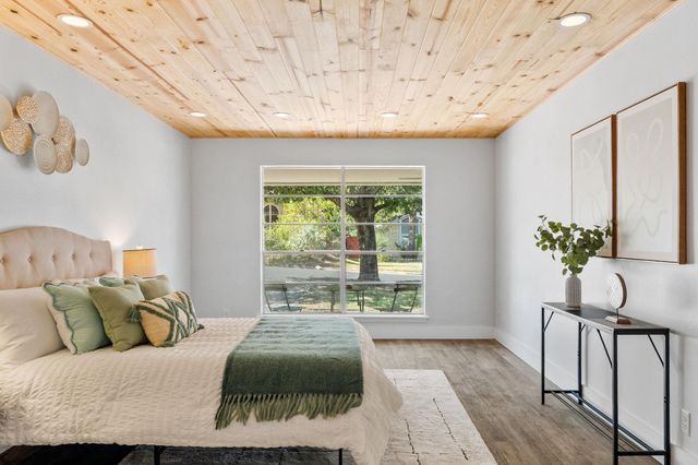 7503 Berkman DR, Austin, TX 78752