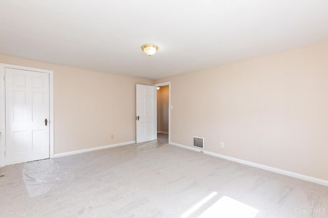 3168 Queen City Avenue, Cincinnati, OH 45238