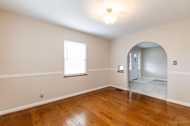 3168 Queen City Avenue, Cincinnati, OH 45238