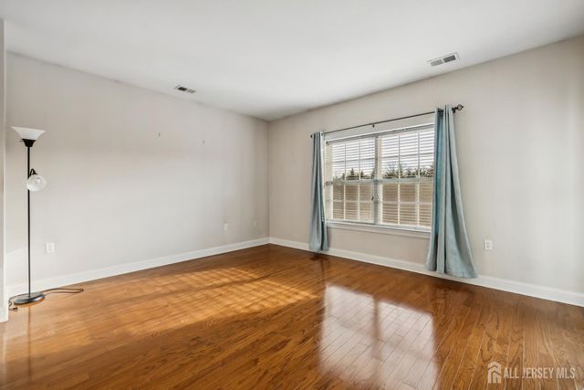 540 Cranbury Road 446, East Brunswick, NJ 08816