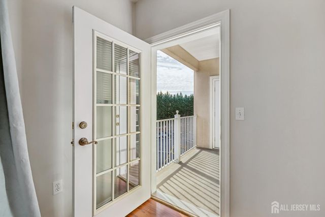 540 Cranbury Road 446, East Brunswick, NJ 08816