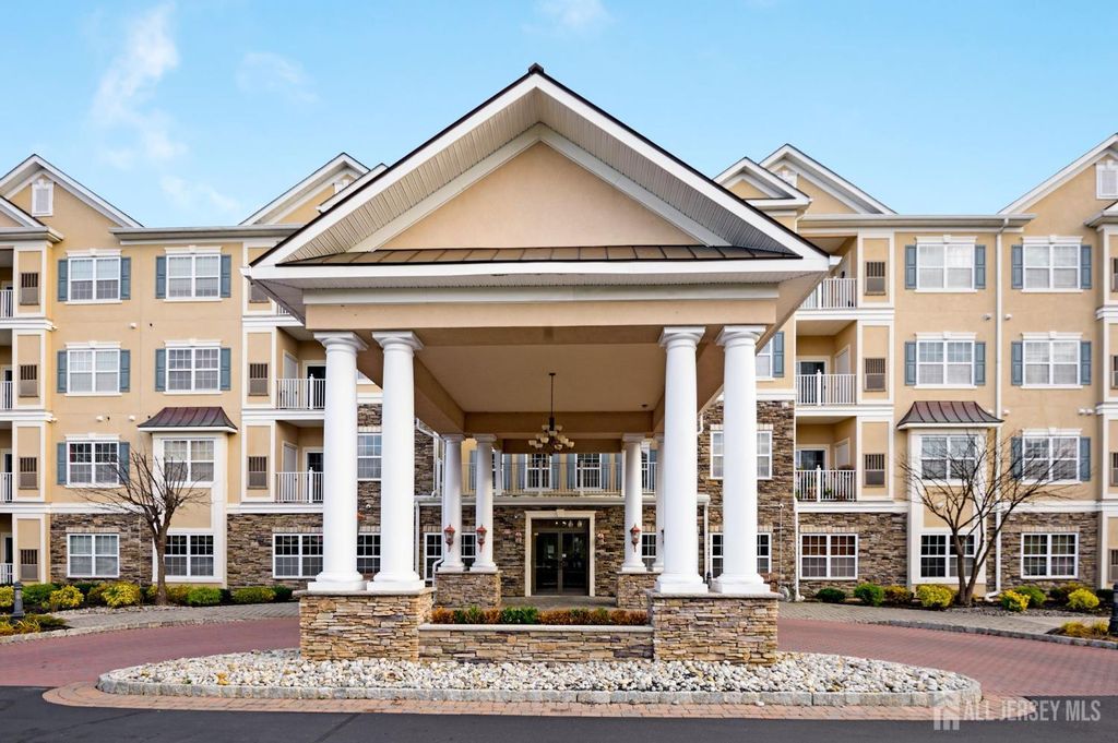 540 Cranbury Road 446, East Brunswick, NJ 08816