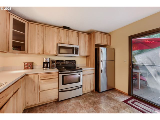3118 Sw Carson St, Portland, OR 97219