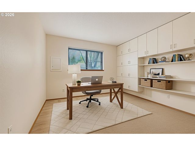 3118 Sw Carson St, Portland, OR 97219