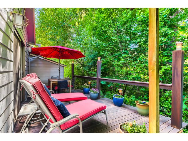 3118 Sw Carson St, Portland, OR 97219