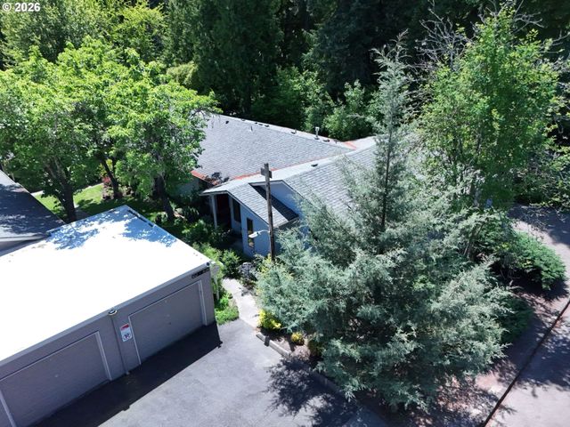 3118 Sw Carson St, Portland, OR 97219