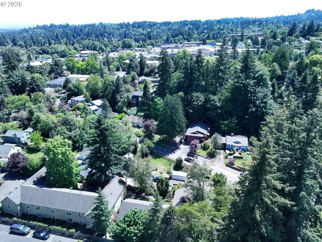 3118 Sw Carson St, Portland, OR 97219