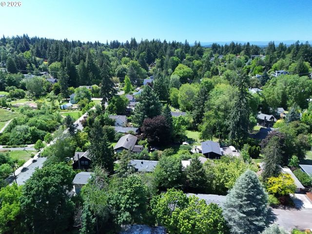 3118 Sw Carson St, Portland, OR 97219