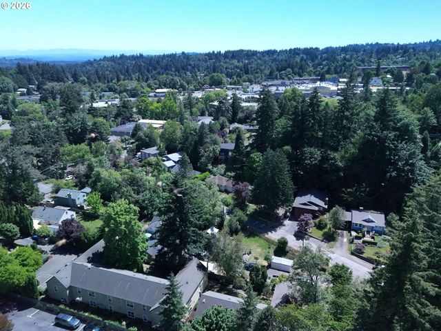 3118 Sw Carson St, Portland, OR 97219