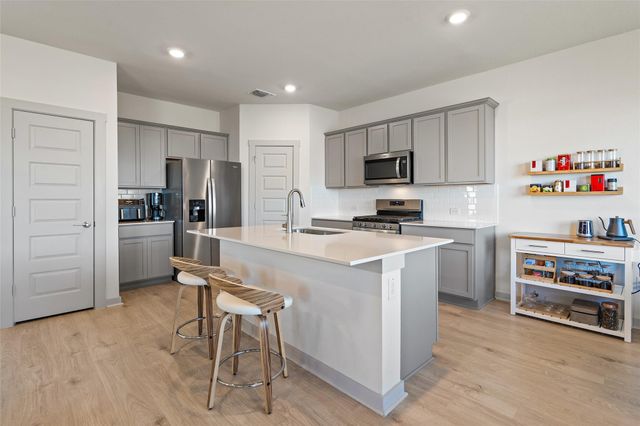 2304 Tucker LN, Austin, TX 78754