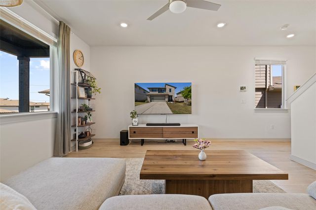 2304 Tucker LN, Austin, TX 78754