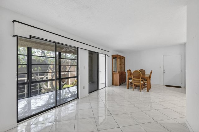 7648 Ashmont Circle 212, Tamarac, FL 33321
