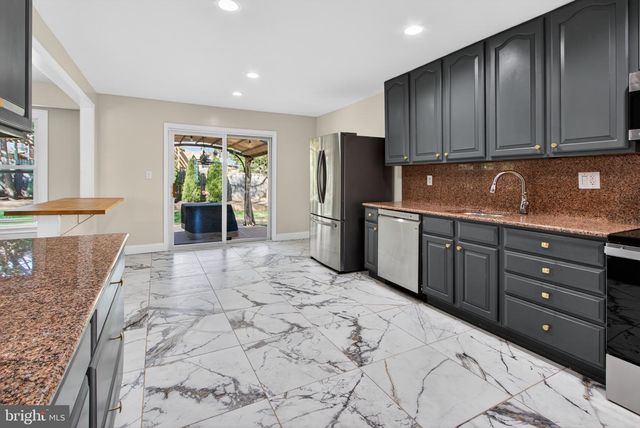 16 REDDING RIDGE, Gaithersburg, MD 20878
