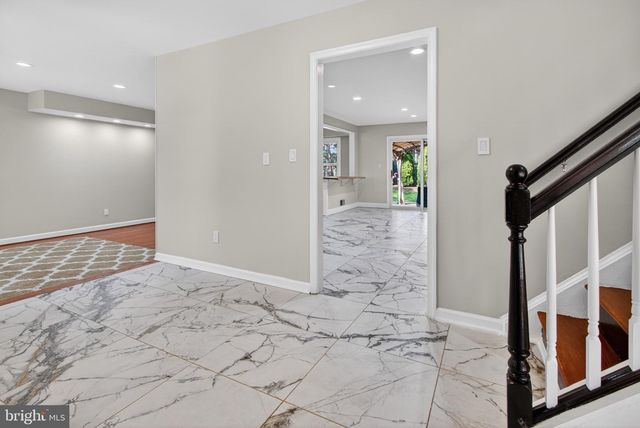 16 REDDING RIDGE, Gaithersburg, MD 20878