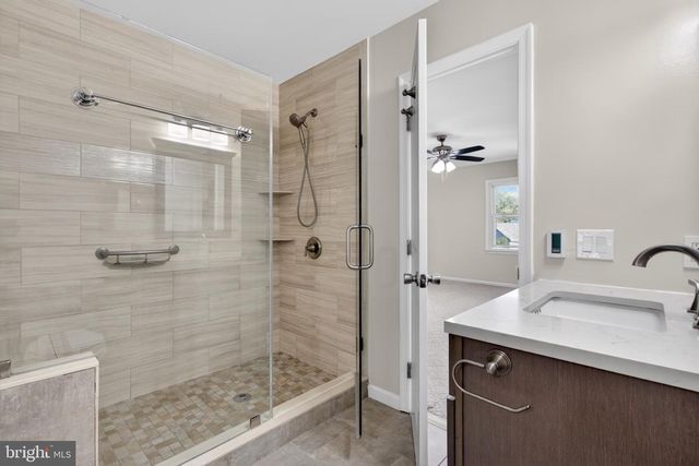16 REDDING RIDGE, Gaithersburg, MD 20878