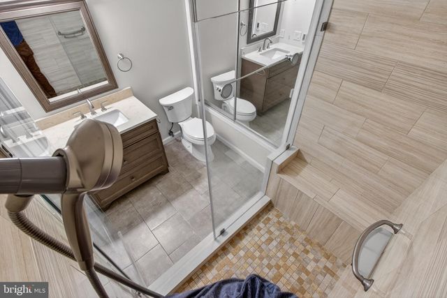 16 REDDING RIDGE, Gaithersburg, MD 20878