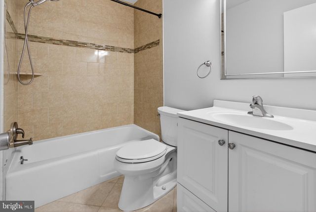 16 REDDING RIDGE, Gaithersburg, MD 20878