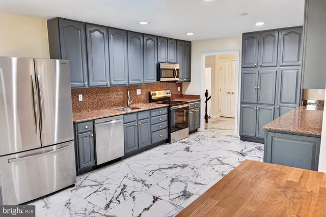 16 REDDING RIDGE, Gaithersburg, MD 20878