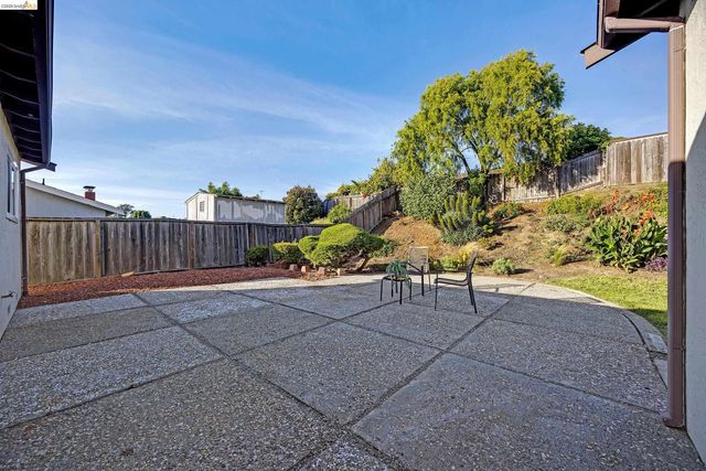 970 Kittery Way, Pinole, CA 94564