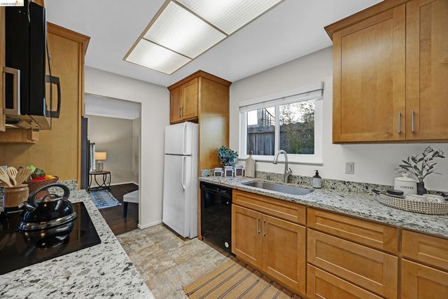 970 Kittery Way, Pinole, CA 94564