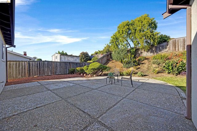 970 Kittery Way, Pinole, CA 94564
