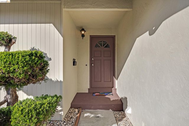 970 Kittery Way, Pinole, CA 94564