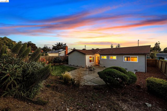 970 Kittery Way, Pinole, CA 94564