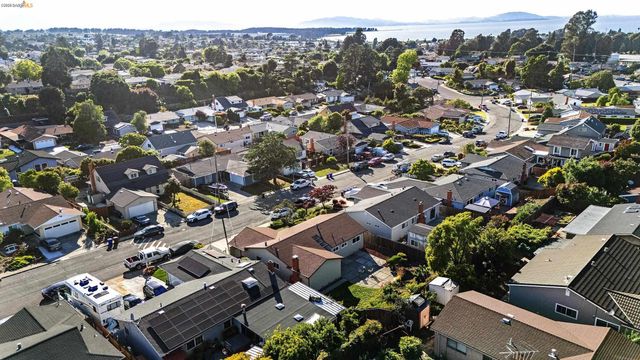 970 Kittery Way, Pinole, CA 94564