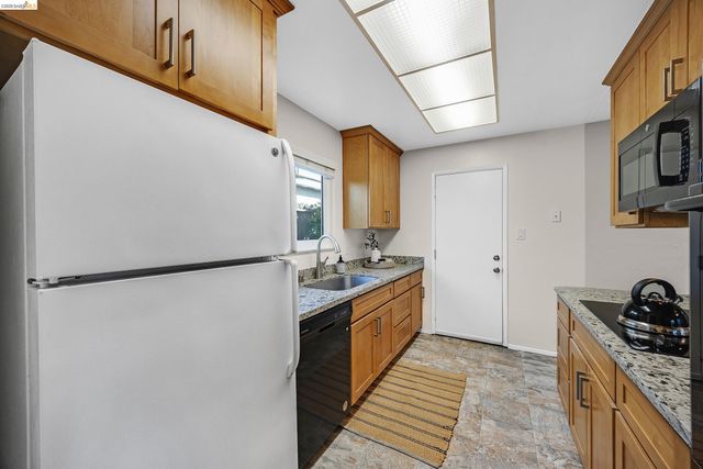 970 Kittery Way, Pinole, CA 94564