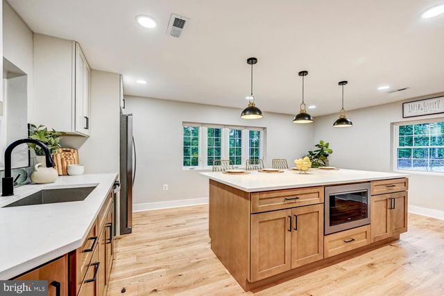 13540 JARRETTSVILLE PIKE, Phoenix, MD 21131