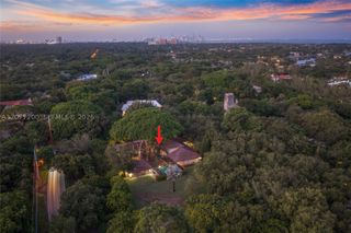 9490 Old Cutler Ln, Coral Gables, FL 33156