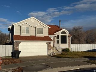 8333 S PLUM BLOSSOM CIR, West Jordan, UT 84088