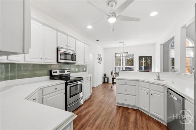 47 Myrtlewood Drive, Savannah, GA 31405