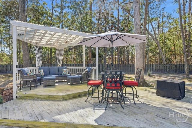 47 Myrtlewood Drive, Savannah, GA 31405