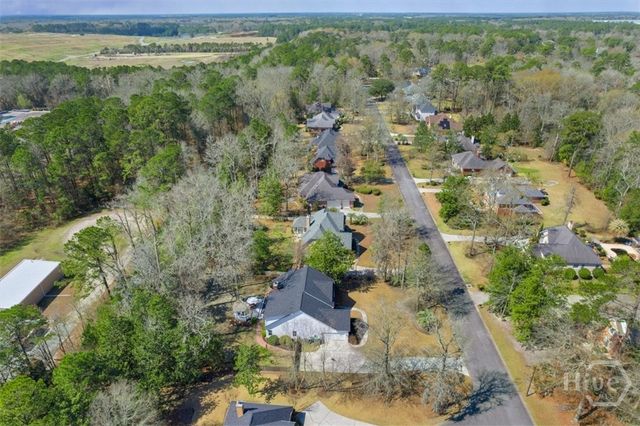 47 Myrtlewood Drive, Savannah, GA 31405