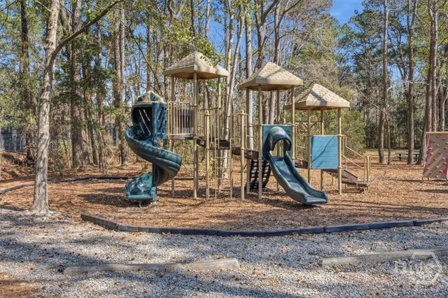 47 Myrtlewood Drive, Savannah, GA 31405