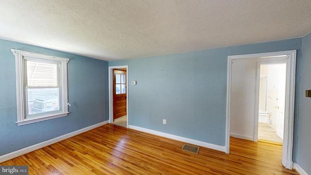 16 PATAPSCO RD, Linthicum Heights, MD 21090